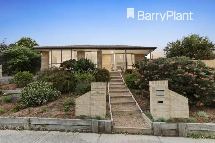 6 Angus Court, Pakenham VIC 3810