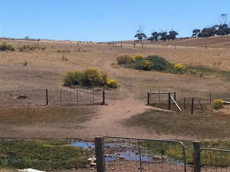 479 Charlton Gully Road, North Shields SA 5607