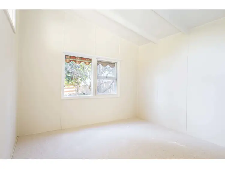 Sixth view of Homely unit listing, 4 Spring Avenue, Wodonga VIC 3690