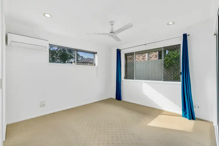 Sixth view of Homely house listing, 3 Lark Court, Carrara QLD 4211