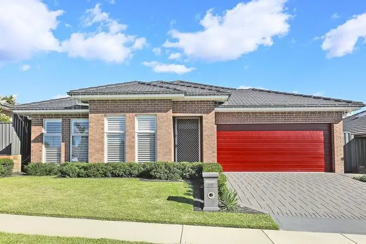 27 Bangalla Parade, Glenmore Park NSW 2745