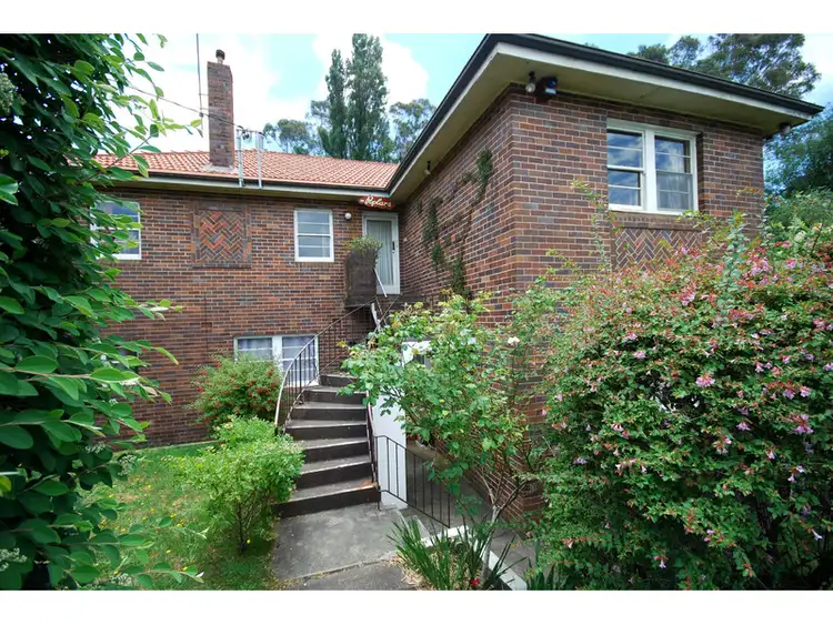 Main view of Homely unit listing, 1/14 Vale Street, Katoomba NSW 2780