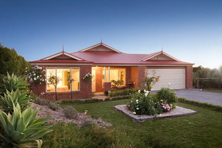 61 Hillcrest Way, Korumburra VIC 3950