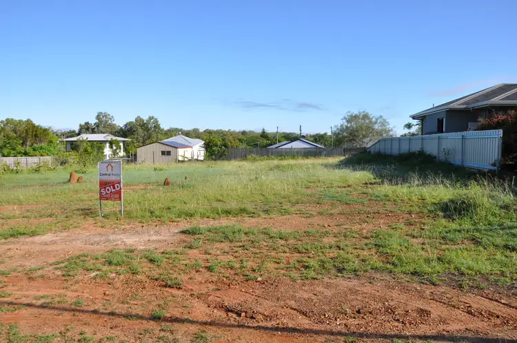13 Damien Street, Mareeba QLD 4880