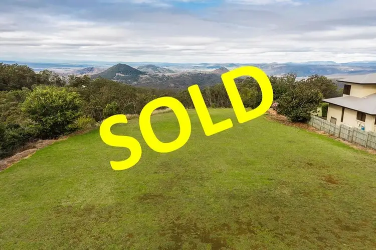 8 Culliford Drive, Middle Ridge QLD 4350