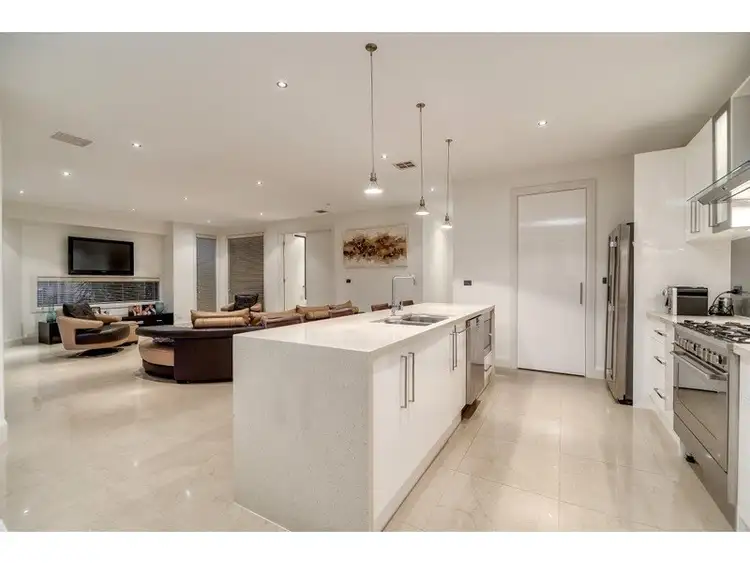 Third view of Homely house listing, 2 Wildfire Court, Mill Park VIC 3082