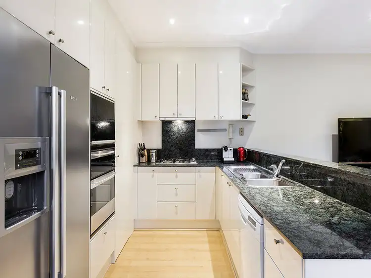 Fifth view of Homely house listing, 9 The Cove, Port Melbourne VIC 3207