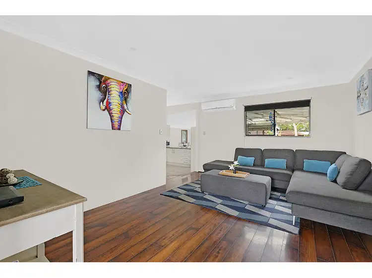 Second view of Homely house listing, 25 Una Avenue, Charmhaven NSW 2263