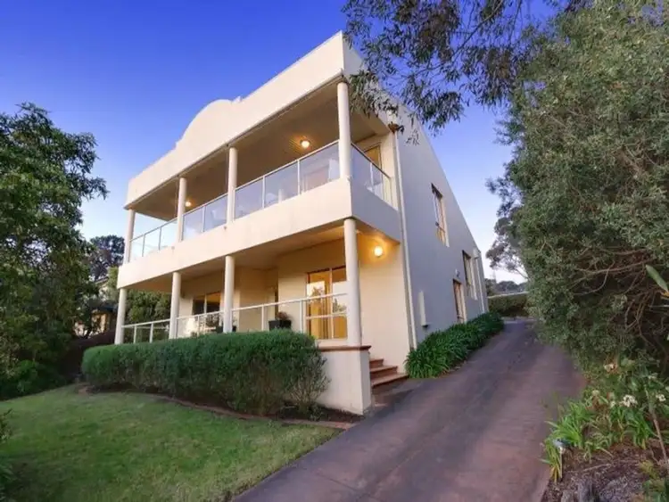 3 Beleura Hill Road, Mornington VIC 3931