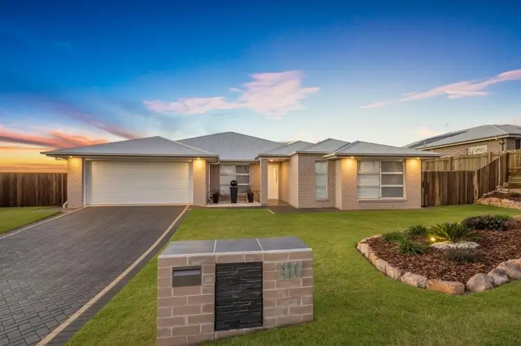21 Carla Crescent, Westbrook QLD 4350