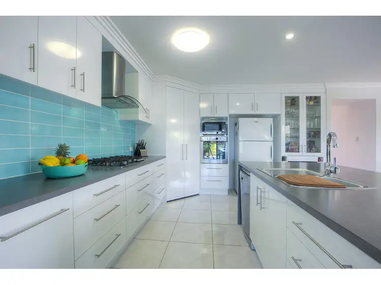 Second view of Homely house listing, 9 Beachley Place, Rosslyn QLD 4703