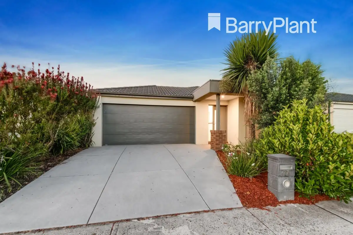 Main view of Homely house listing, 77 Willowtree Drive, Pakenham VIC 3810