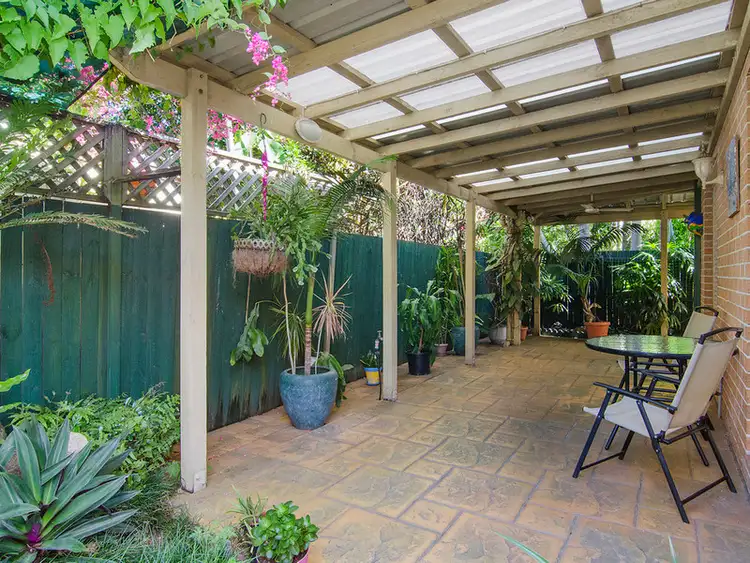 Second view of Homely townhouse listing, 2/5 Leyte Avenue, Palm Beach QLD 4221