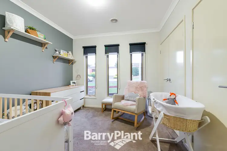 Fifth view of Homely house listing, 8/1-5 Meaby Drive, Pakenham VIC 3810