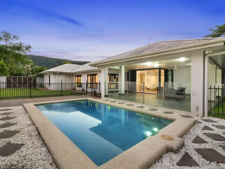 33 Parkinson Avenue, Kewarra Beach QLD 4879