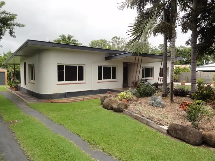16 Anzac Avenue, Mareeba QLD 4880