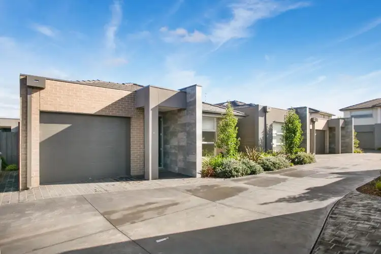 4/47 Green Island Avenue, Mount Martha VIC 3934