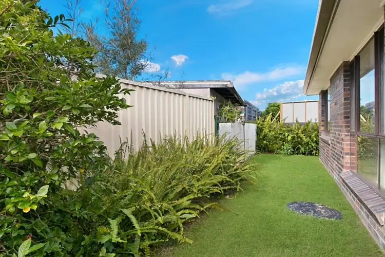 Sixth view of Homely semi-detached listing, 2/27 Jacaranda Avenue, Tweed Heads West NSW 2485