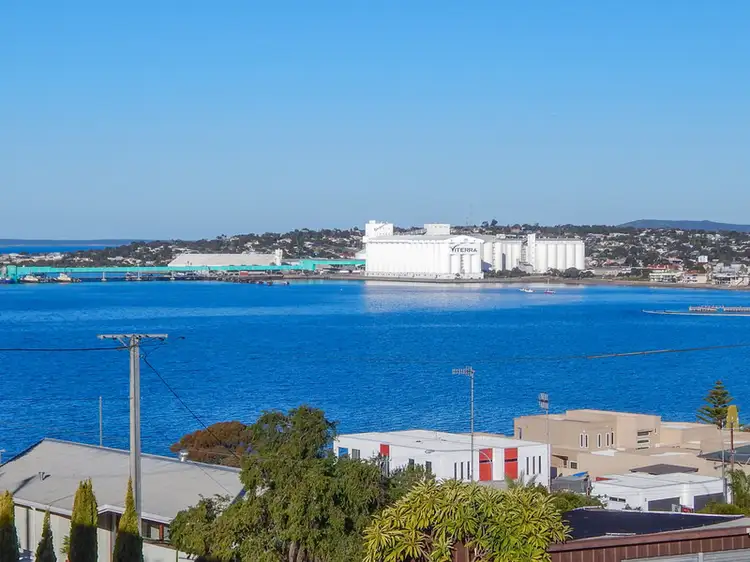1 Lombardy Place, Port Lincoln SA 5606