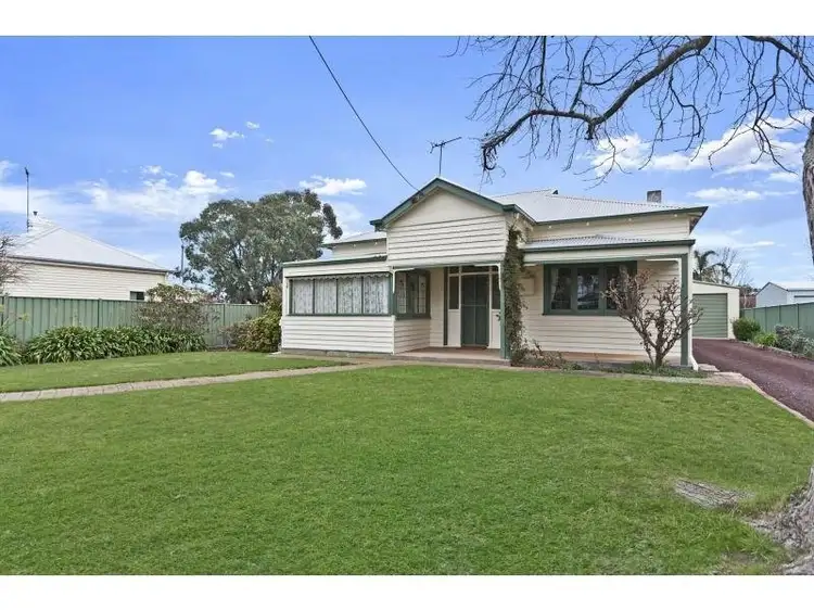 57 Shakespeare Street, Hamilton VIC 3300
