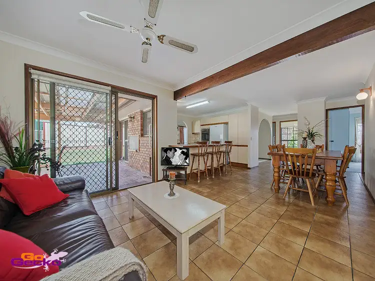 Fifth view of Homely house listing, 17 Nyleeta Court, Carindale QLD 4152