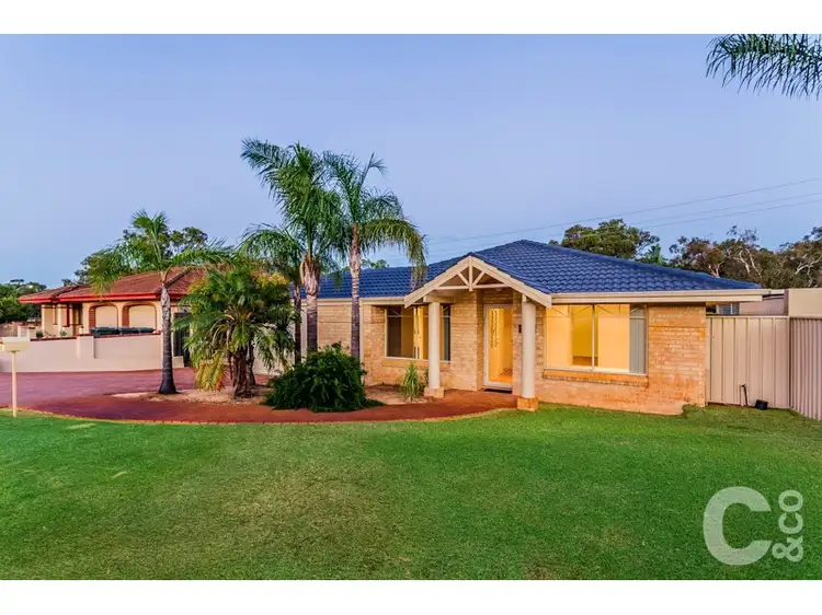 Second view of Homely house listing, 3 Graydon Grove, Leda WA 6170