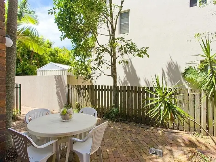 Fourth view of Homely unit listing, 1/79 Noosa Parade, Noosa Sound QLD 4567