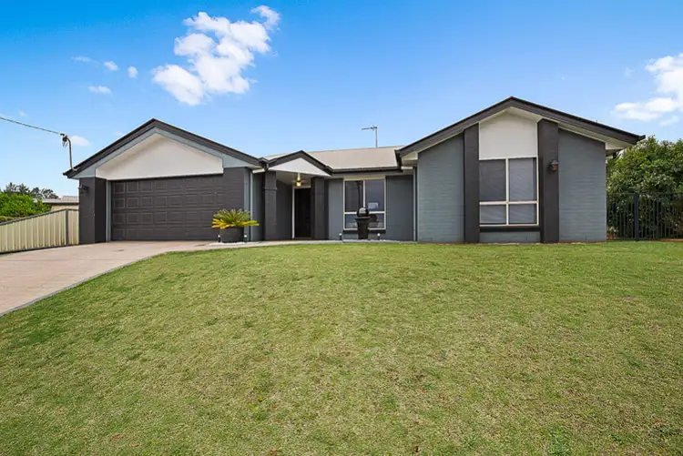 572 Hume Street, Middle Ridge QLD 4350