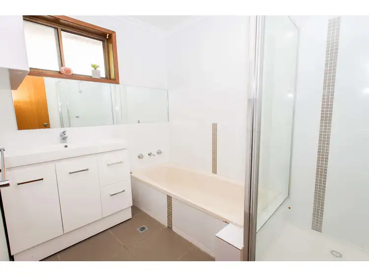 Seventh view of Homely unit listing, 3/438 Solomon Street, West Albury NSW 2640