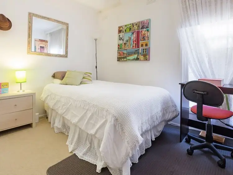 Fifth view of Homely unit listing, 1/131 Mount Eliza Way, Mount Eliza VIC 3930