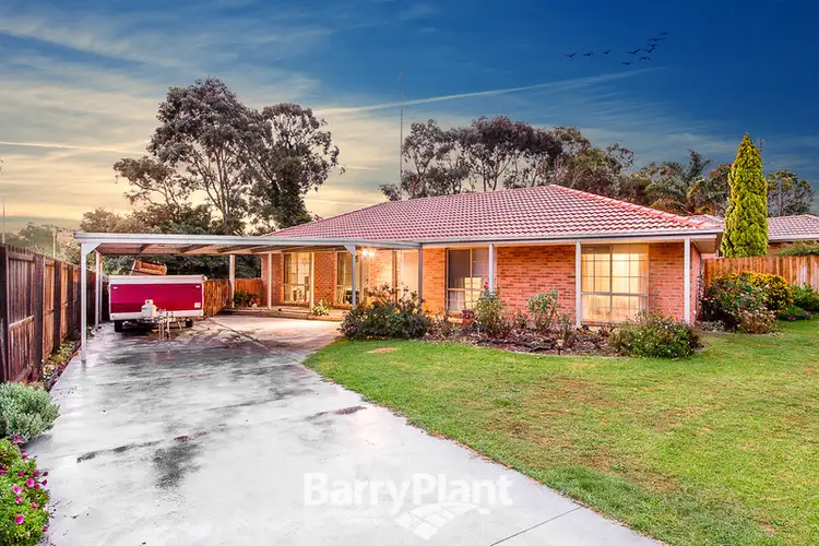 14 Adam Court, Drouin VIC 3818
