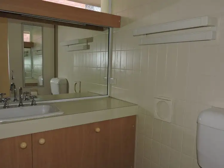Sixth view of Homely villa listing, 17/164 High Street, Southport QLD 4215