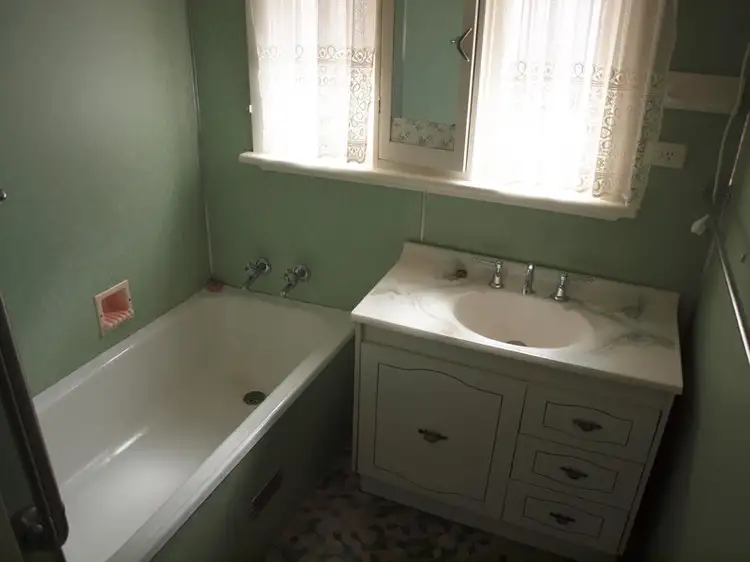Sixth view of Homely house listing, 7 Victoria Avenue, Narrandera NSW 2700