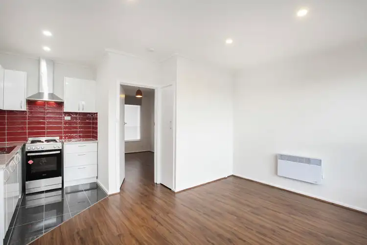 Fourth view of Homely unit listing, 4 136-140 Wright Street, Sunshine VIC 3020
