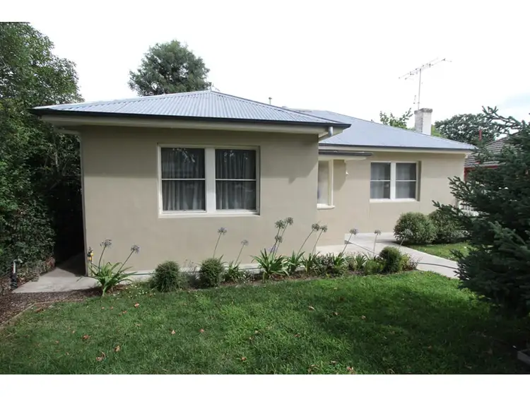 39 Seymour Street, Bathurst NSW 2795