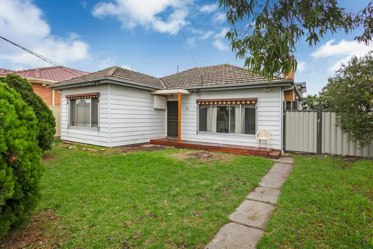 22 Simpson Street, Sunshine North VIC 3020