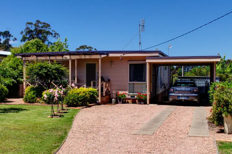 34 Sapphire Crescent, Merimbula NSW 2548