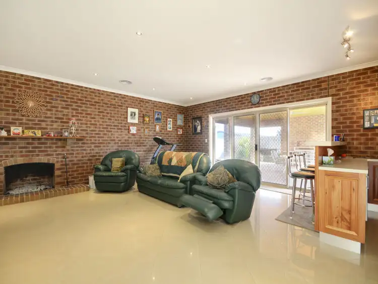 Seventh view of Homely house listing, 17 Palmgate Terrace, Traralgon VIC 3844