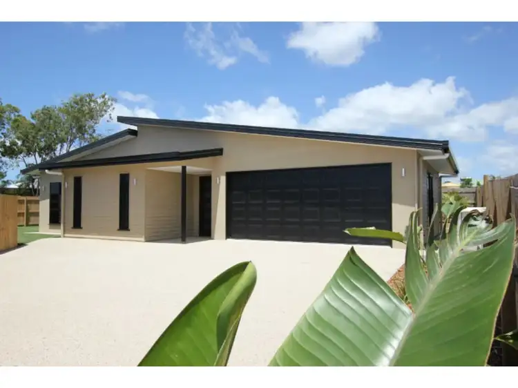 2/11 Goldfinch Avenue, Yeppoon QLD 4703