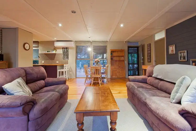 Fifth view of Homely house listing, 11 Vernallan Way, Lesmurdie WA 6076