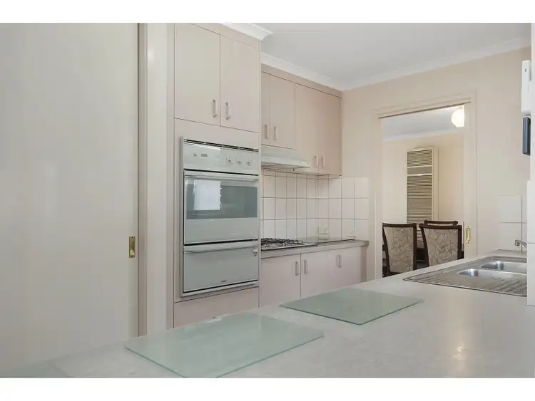 Fifth view of Homely house listing, 18 O'Dea Crescent, Kangaroo Flat VIC 3555