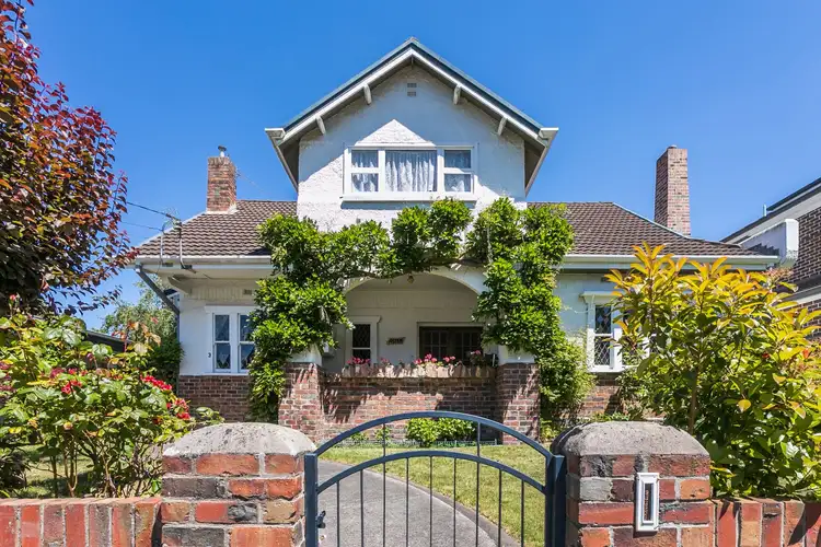 3 Tennis Street, Lake Wendouree VIC 3350