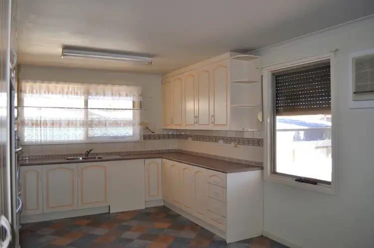 Sixth view of Homely house listing, 10 Dempsey Court, Port Augusta West SA 5700
