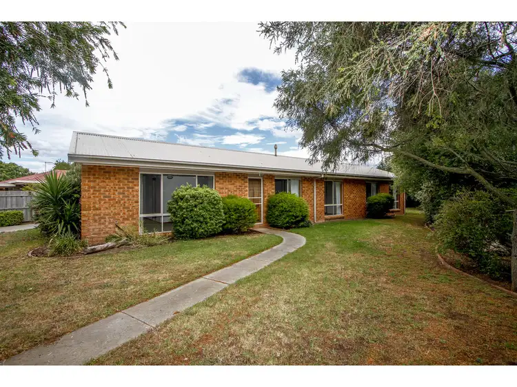 72 Montgomery Street, Sale VIC 3850