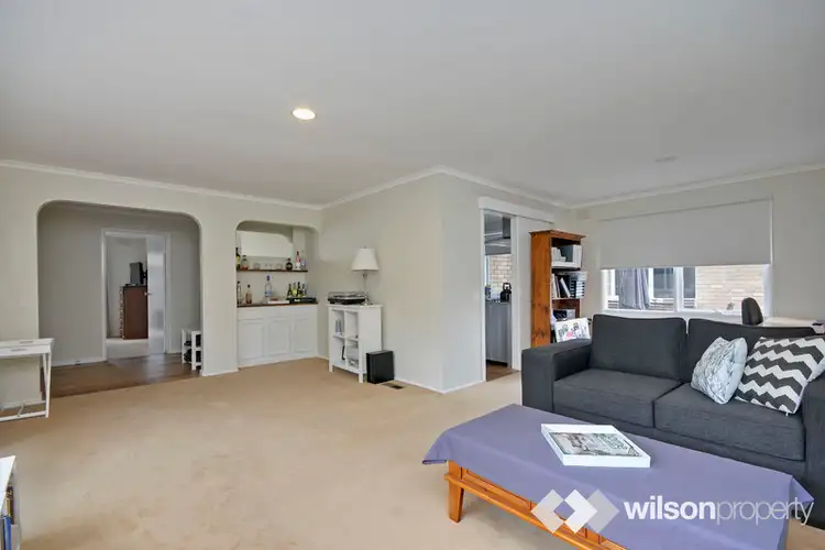 Sixth view of Homely house listing, 2 Cloverlea Court, Traralgon VIC 3844