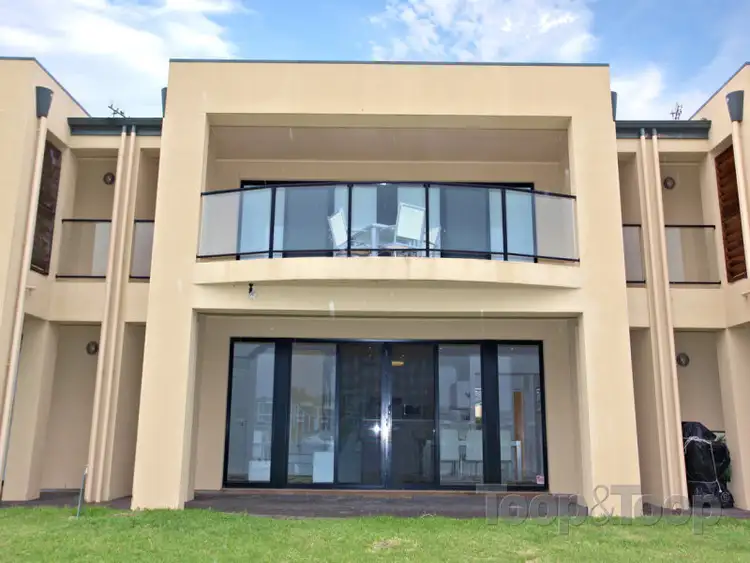 13 Vesta Drive, Hindmarsh Island SA 5214