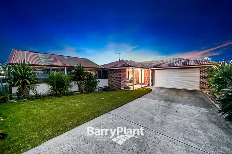 12 Richie Court, Drouin VIC 3818