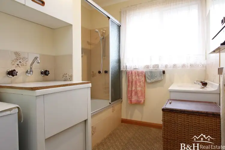 Seventh view of Homely unit listing, 4/95 Stanley Street, Summerhill TAS 7250