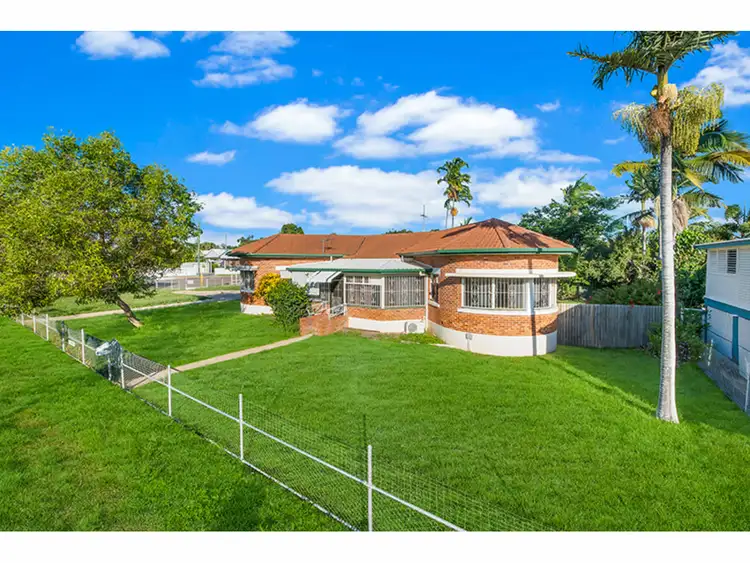 89 Perkins Street, South Townsville QLD 4810