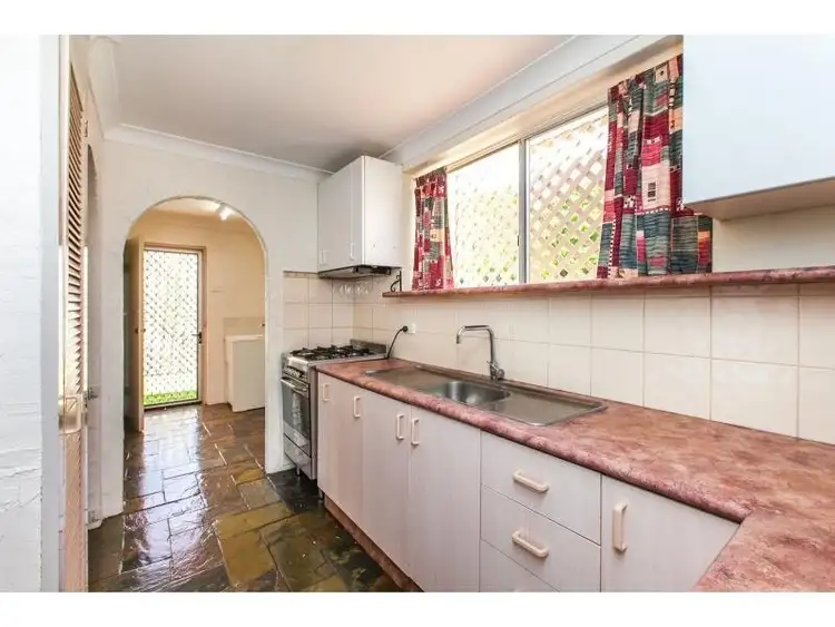 Sixth view of Homely house listing, 4 Bates Avenue, Park Avenue QLD 4701